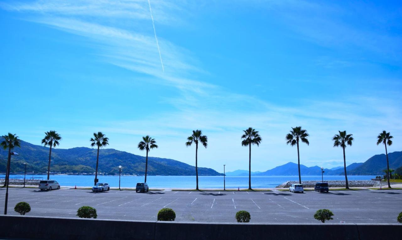 伯方plus+ Imabari Railway Station Exterior foto